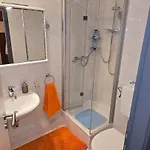 Apartament Naehe Flughafen